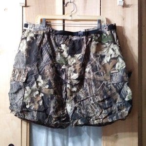 Remington mans nylon camo shorts   size XL